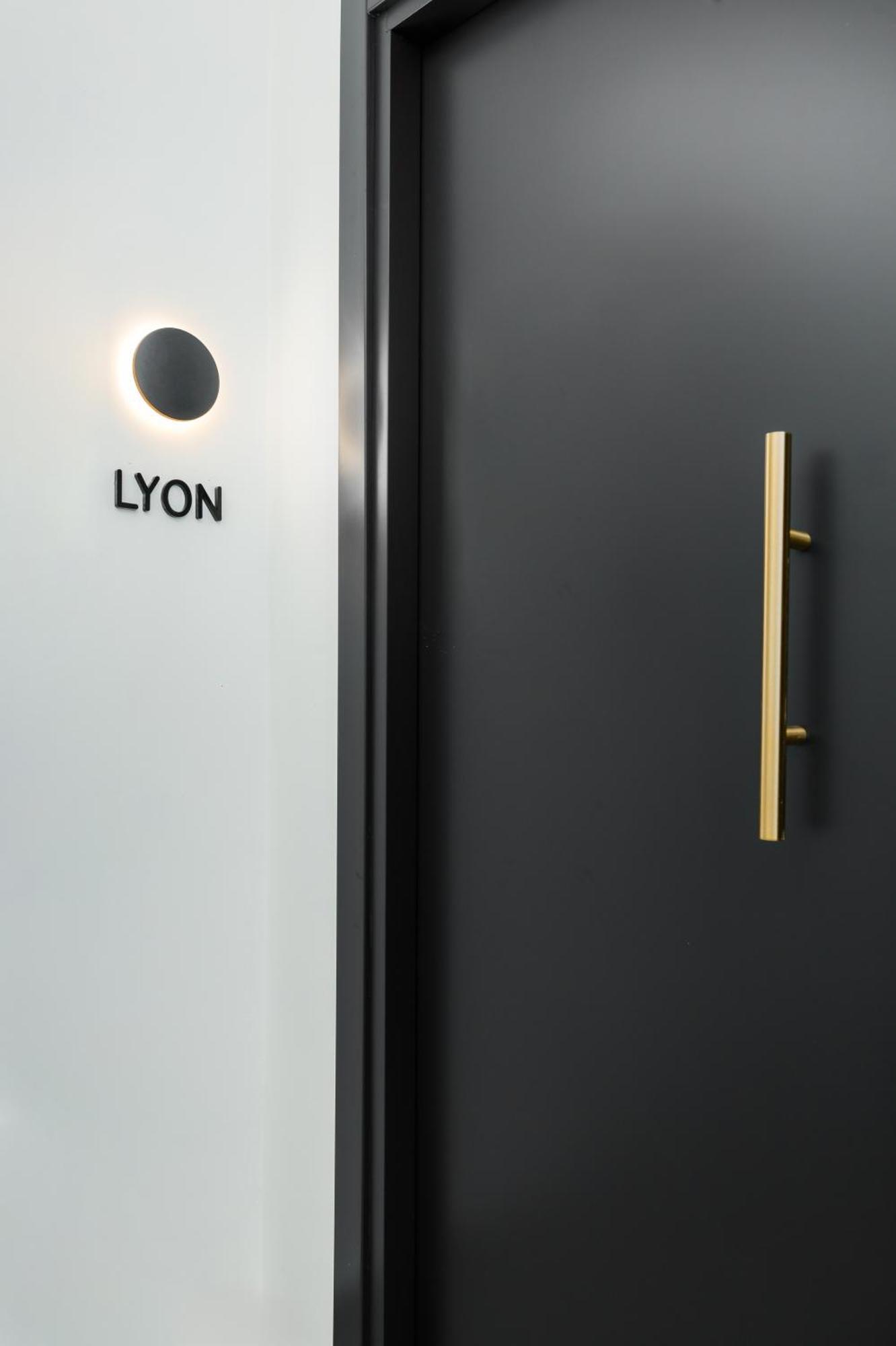 Lyon Suite By Alchemia Parking Thessaloníki Ngoại thất bức ảnh