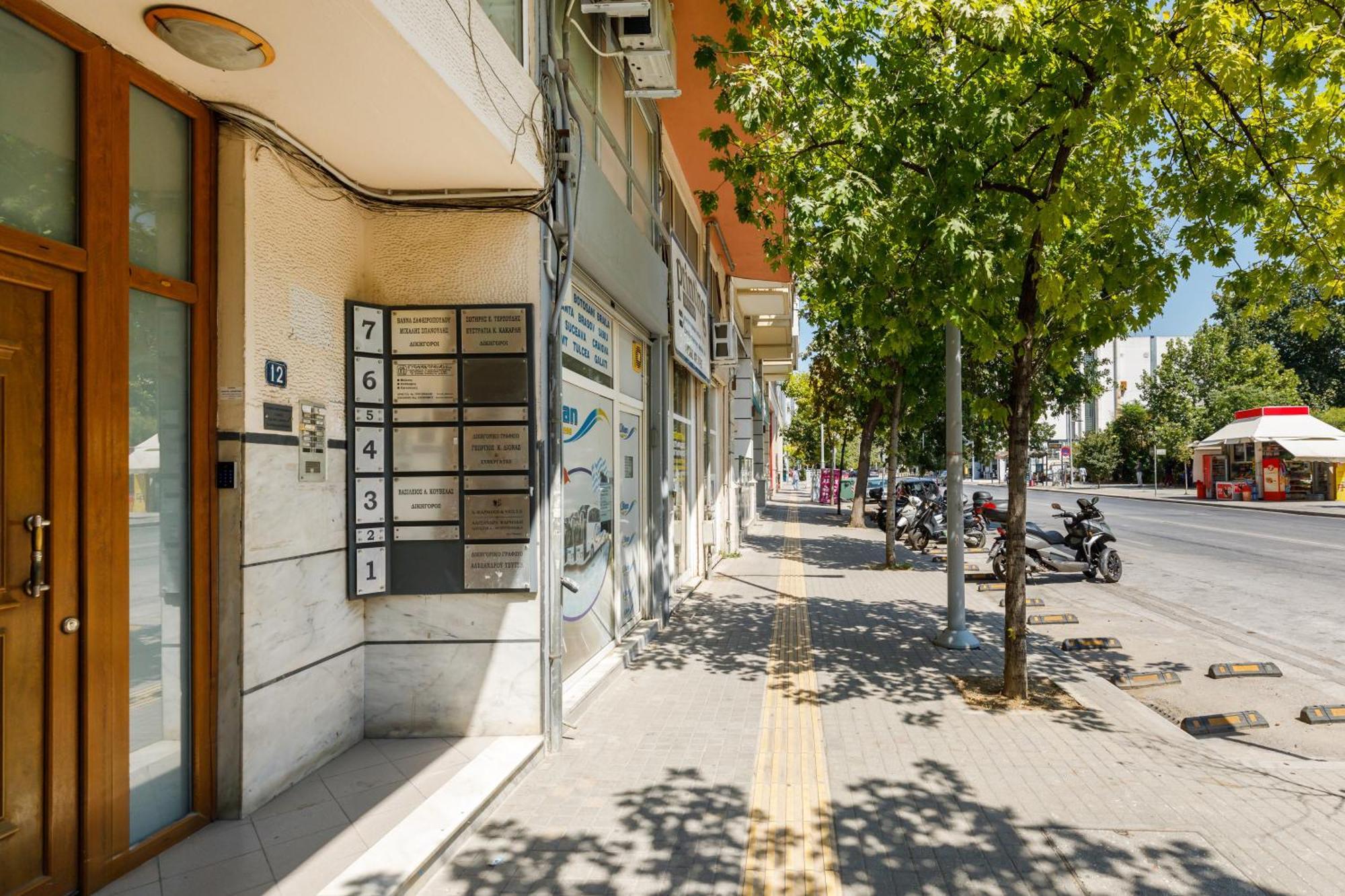 Lyon Suite By Alchemia Parking Thessaloníki Ngoại thất bức ảnh